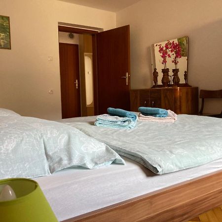 Apartment And Garden House Among The Mountains Podbrdo 외부 사진